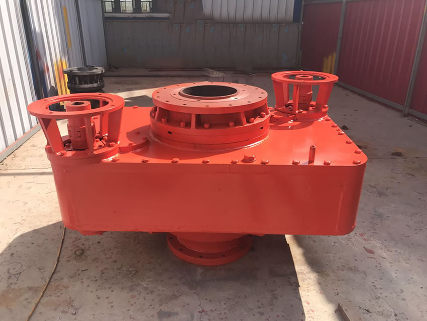 反循環(huán)鉆機(jī)電機(jī)動(dòng)力頭